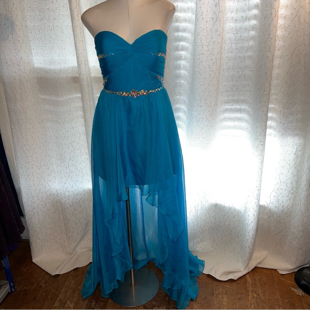 Love 16 prom dress